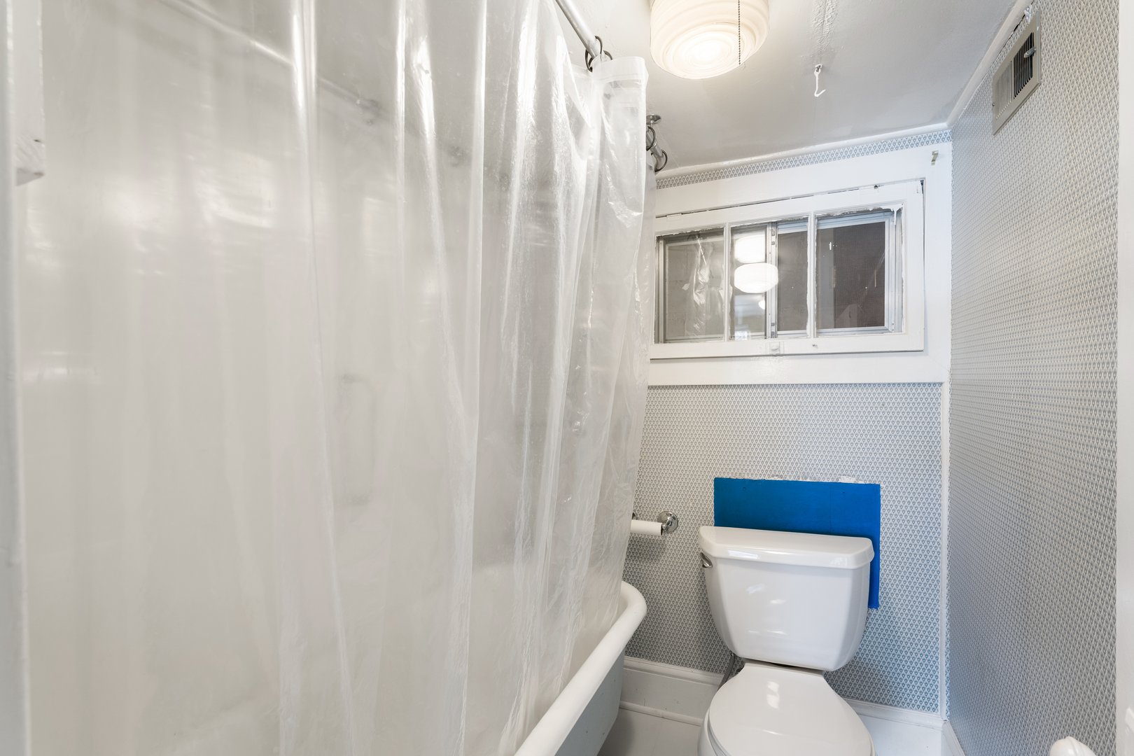 61 High Street Photo 16