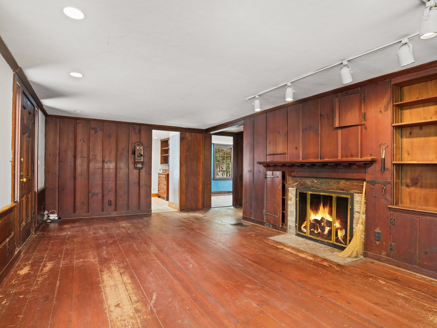 21 Old Highway Photo 7