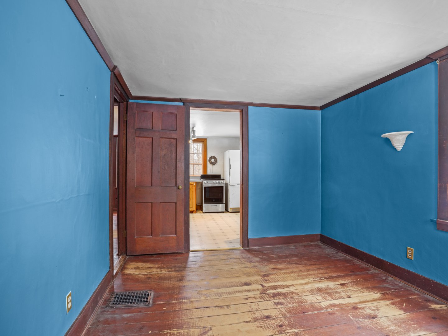 21 Old Highway Photo 13