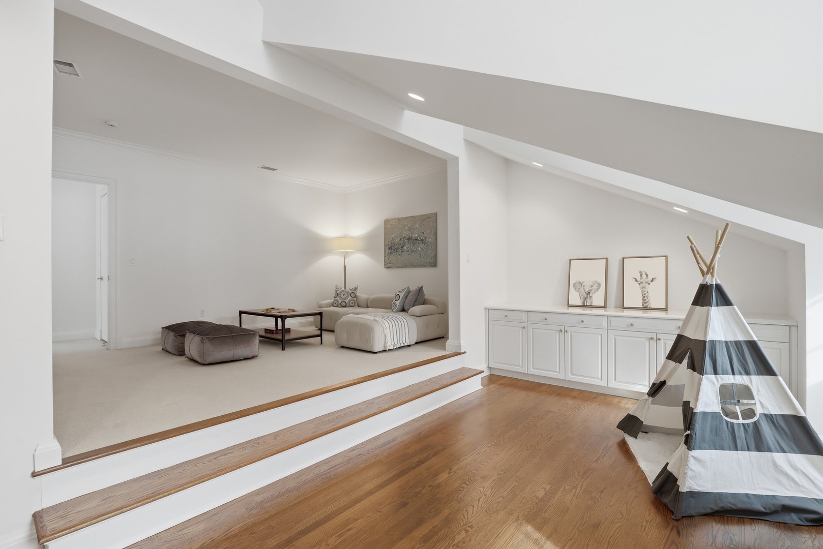 10 Shadow Tree Lane Photo 25