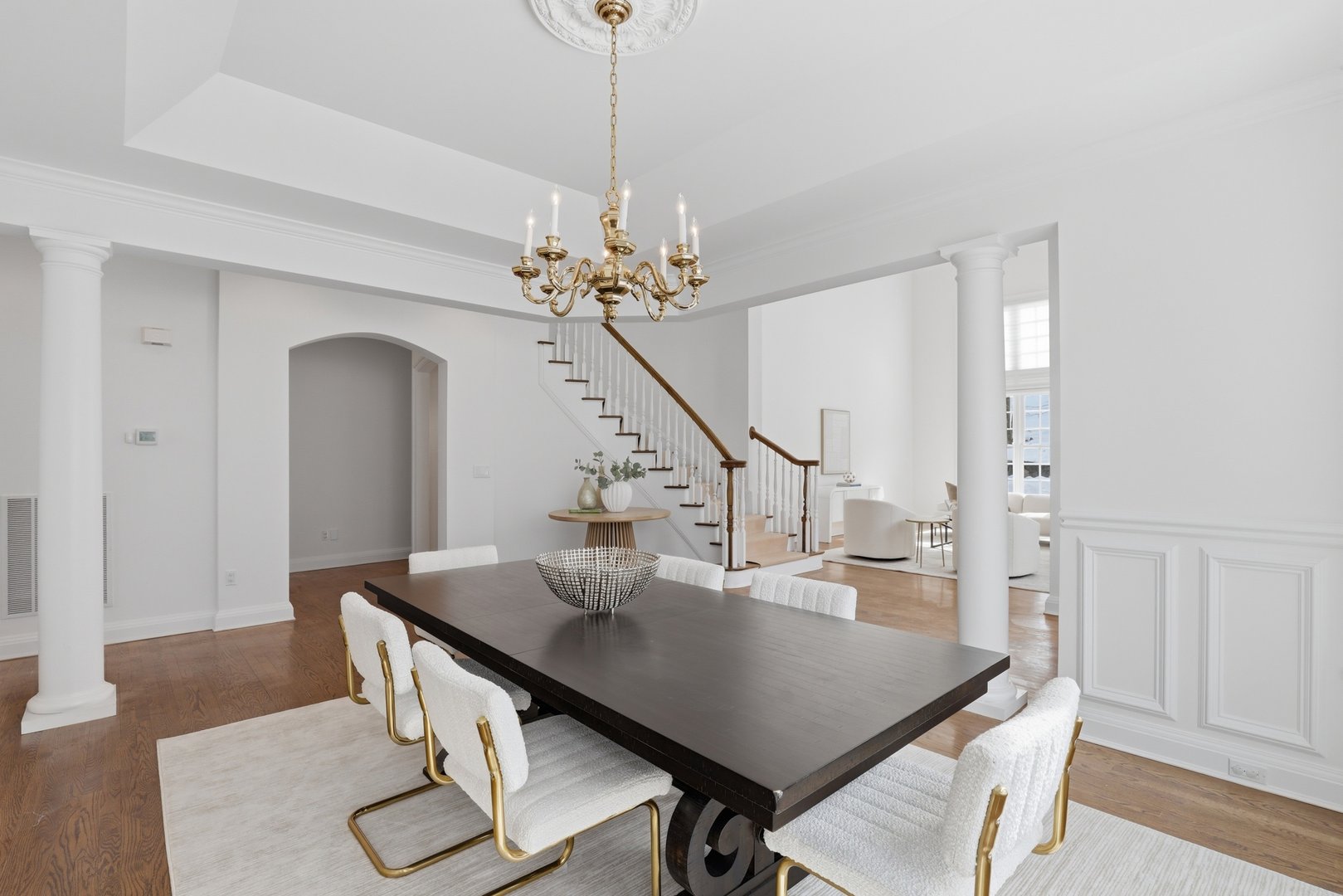 10 Shadow Tree Lane Photo 6