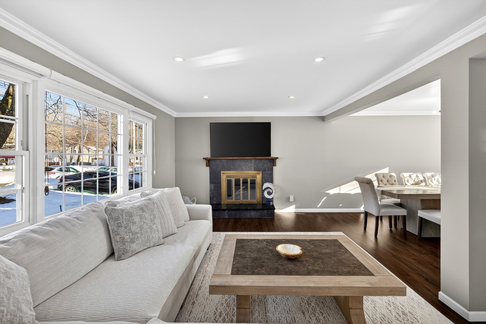 114 Daniel Road Photo 2