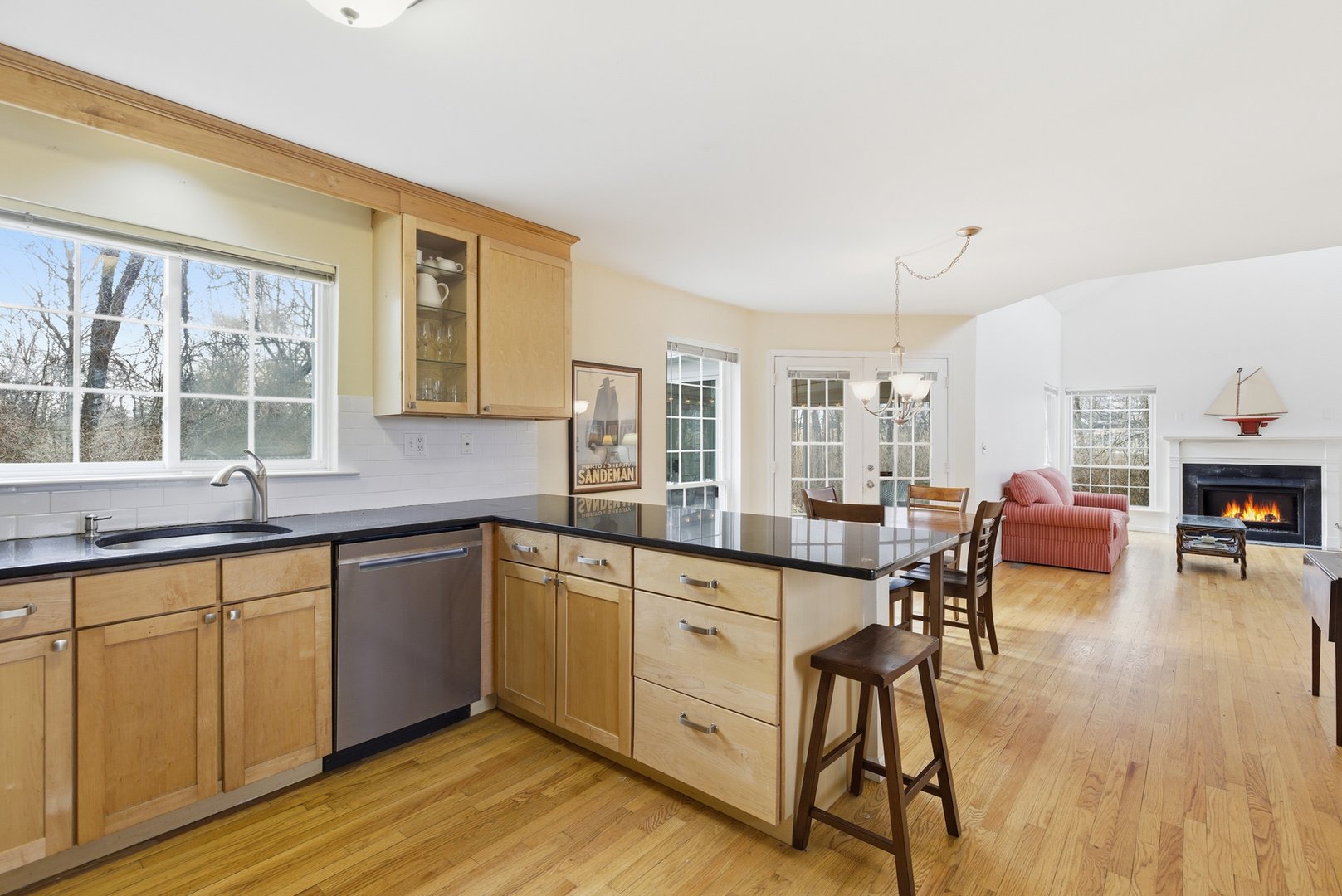 367 Main Street  #7 Photo 3