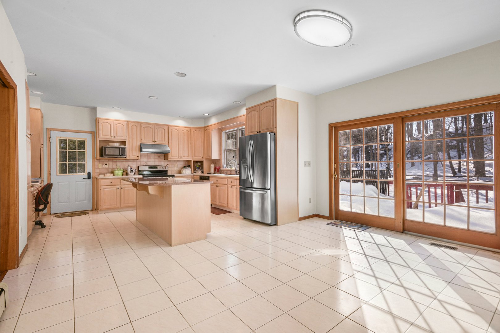 50 Evergreen Row Photo 3