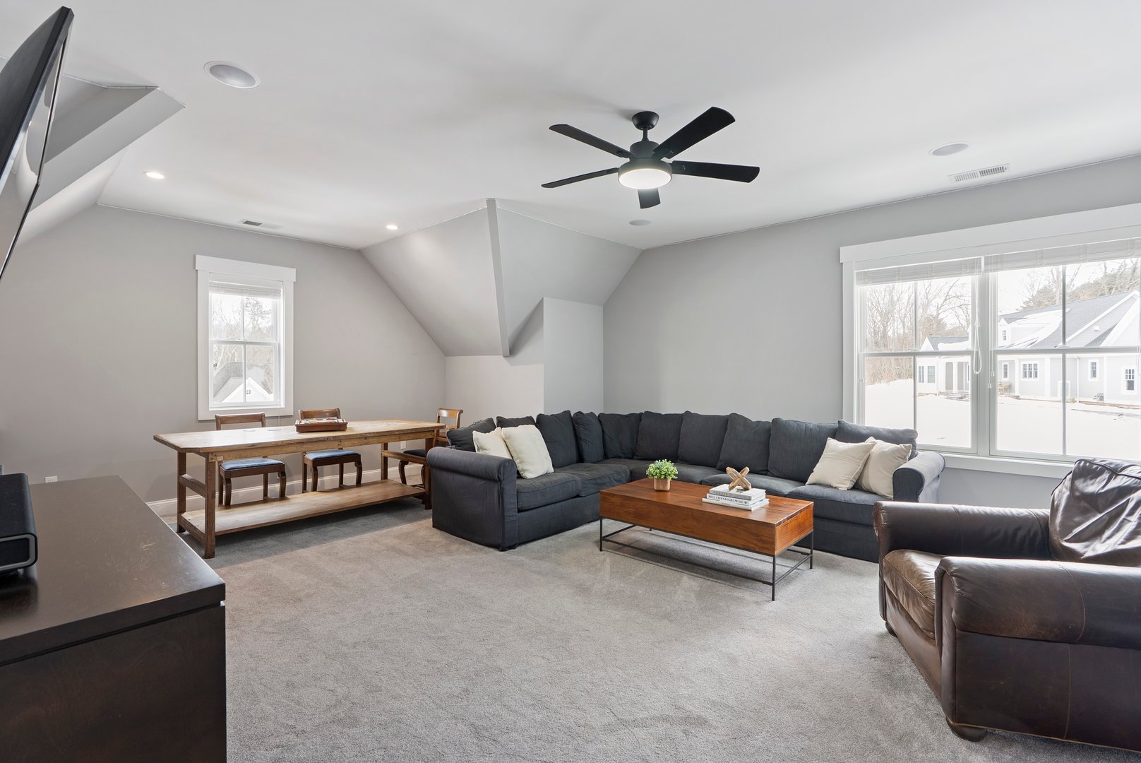 8 Gateshead Way Photo 23