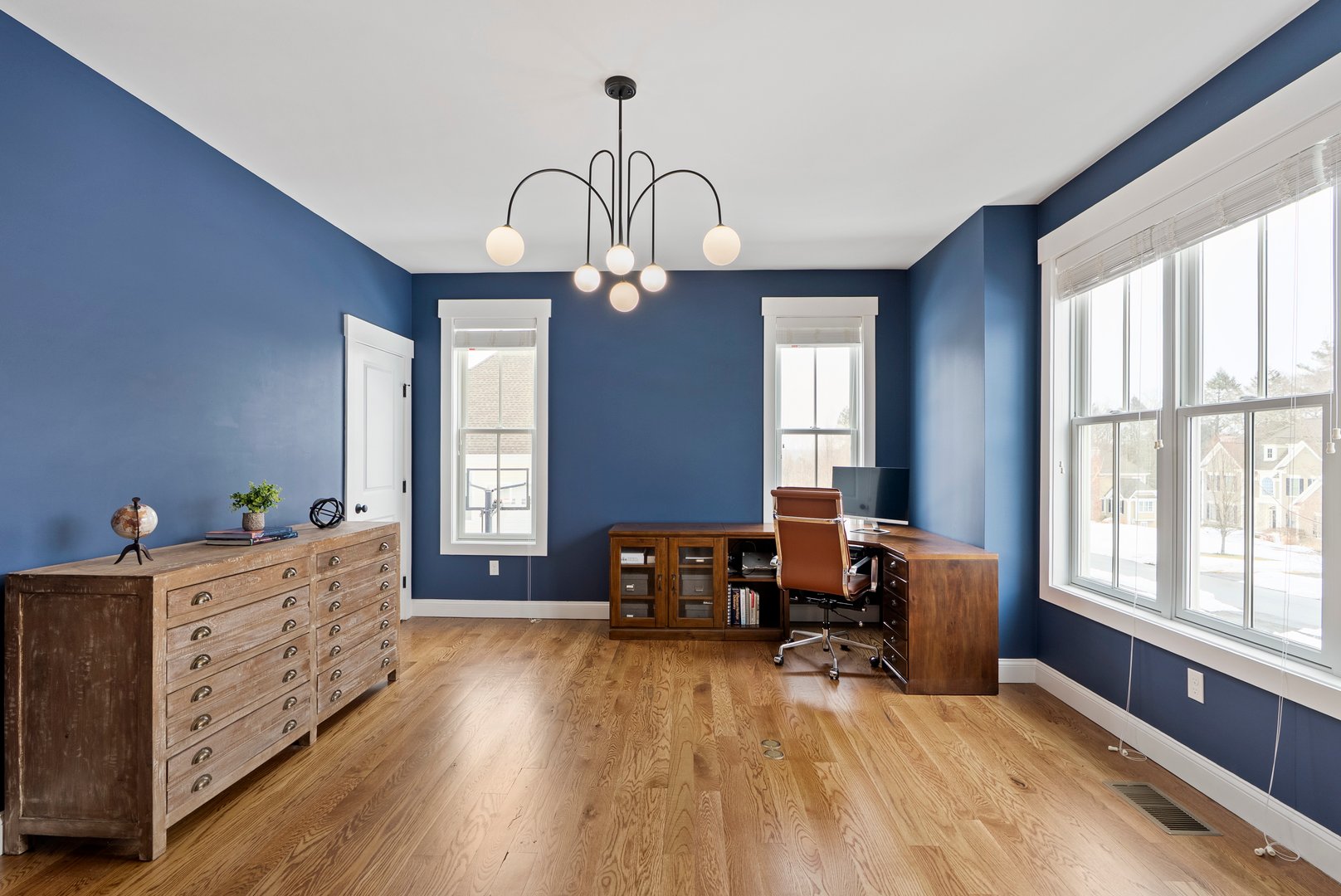 8 Gateshead Way Photo 36