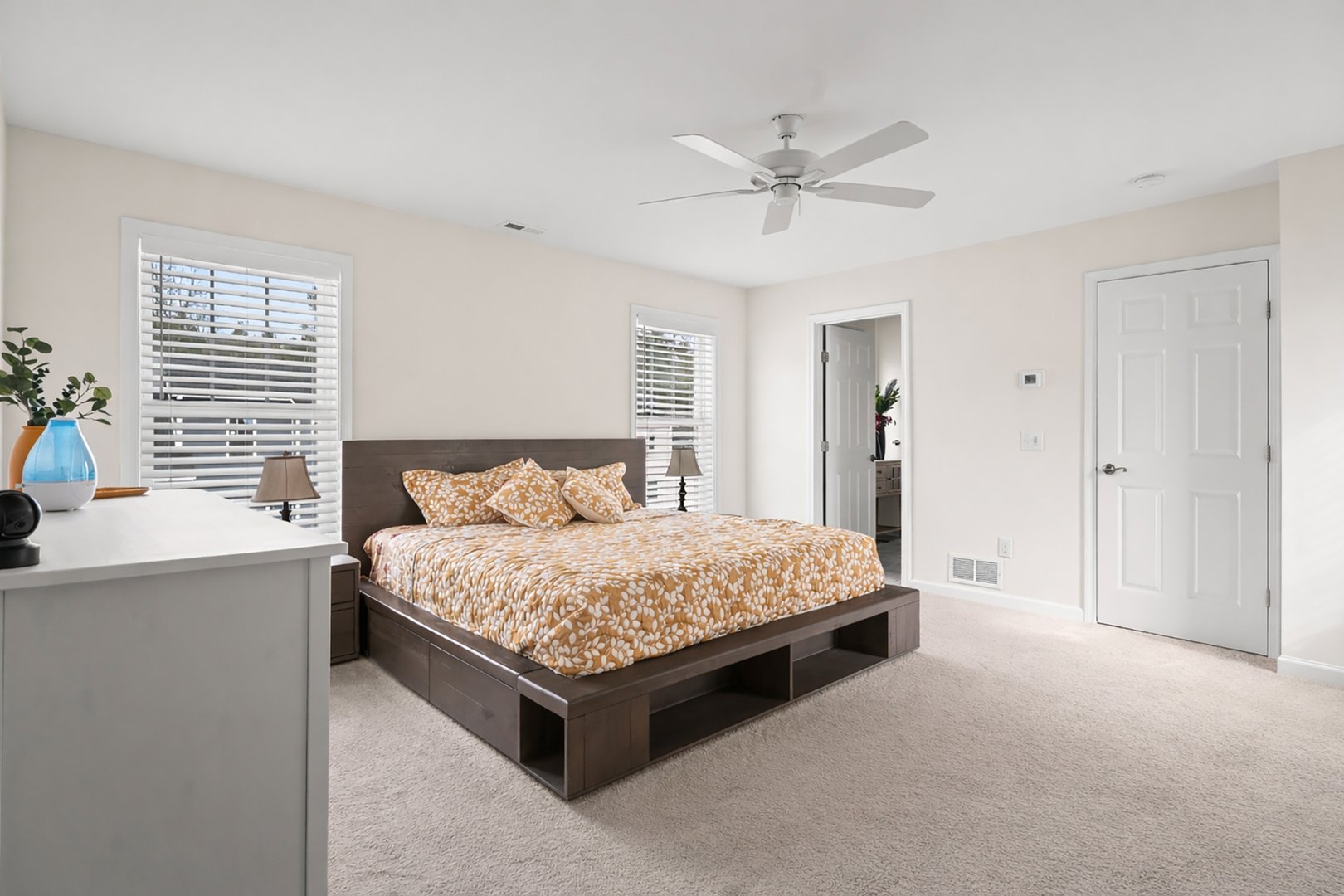 79 Cambridge Court #79 Photo 17