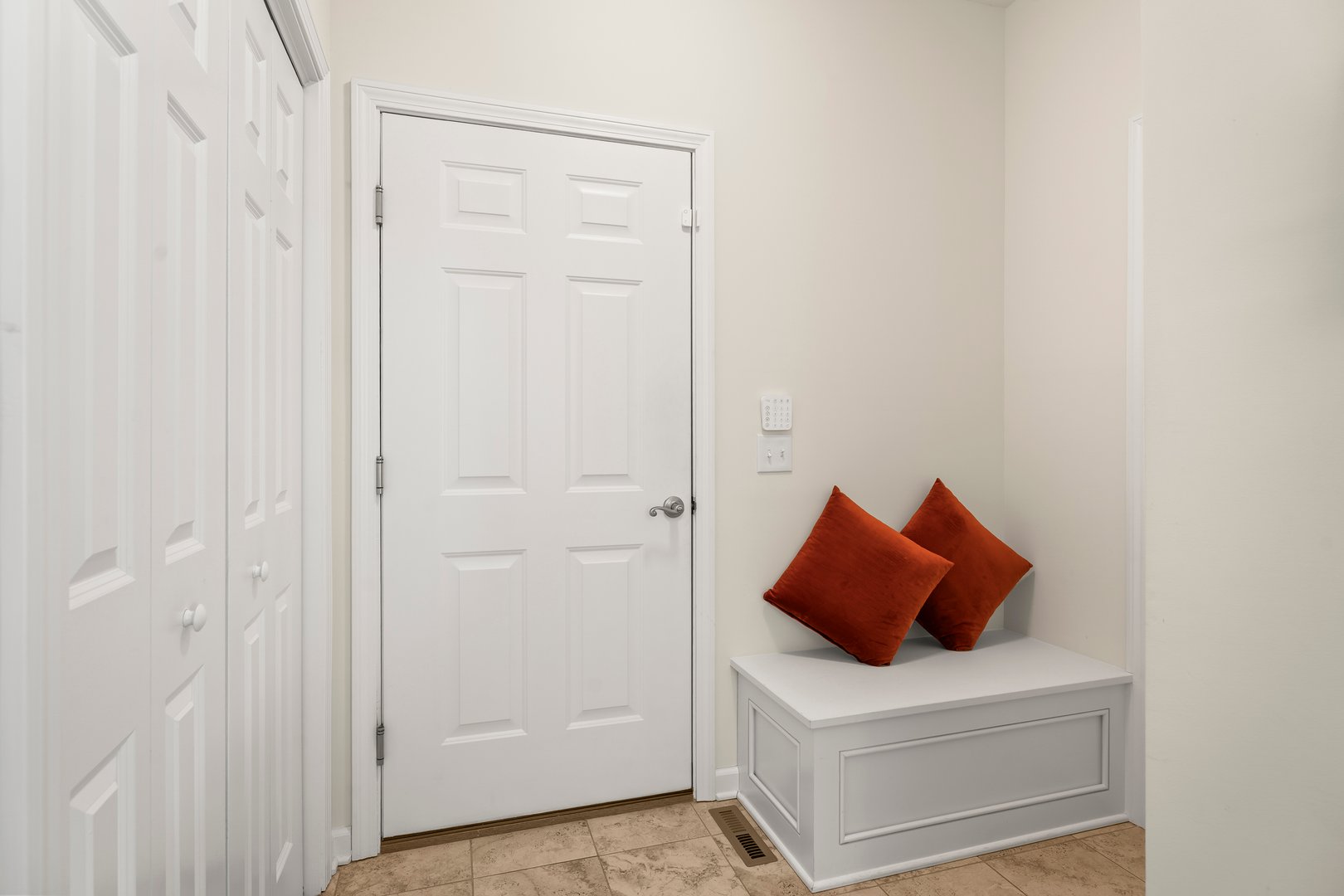 79 Cambridge Court #79 Photo 31