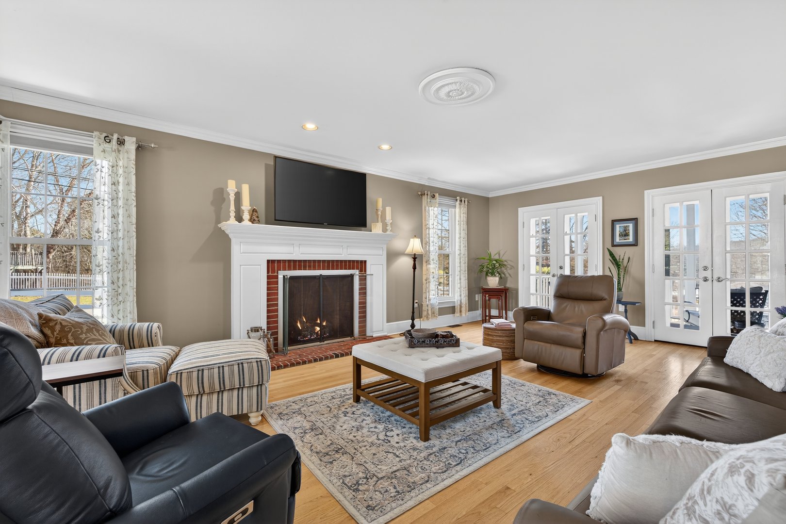 5 Riverhead Lane Photo 11