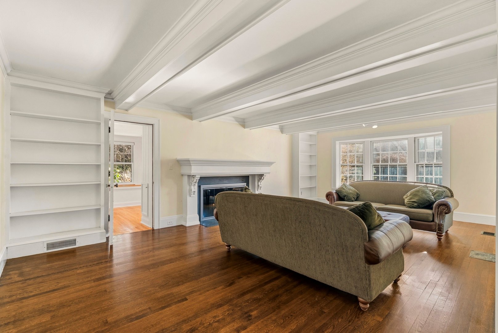 55 Dover Road Photo 4