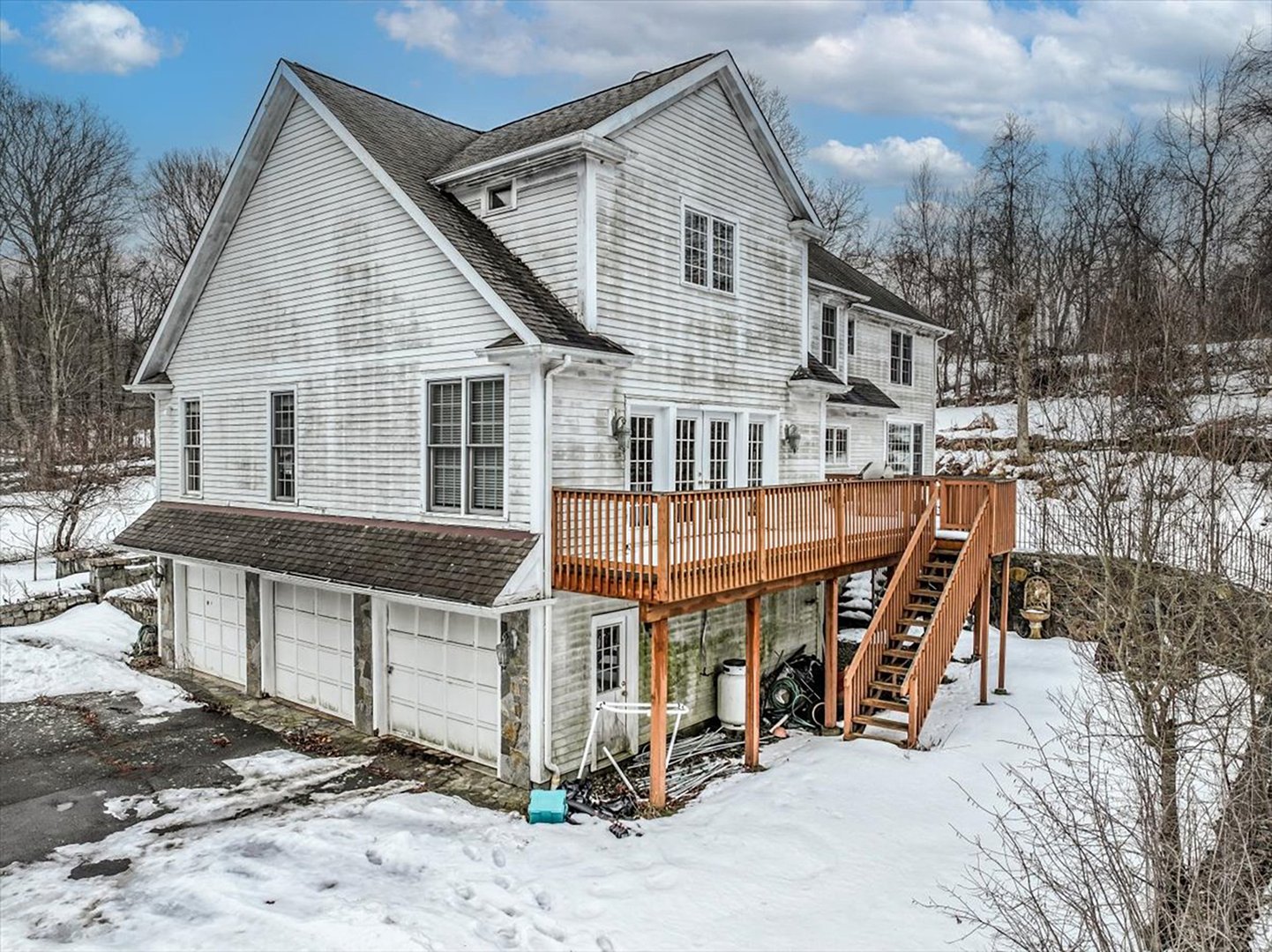 80 Maple Road Photo 4