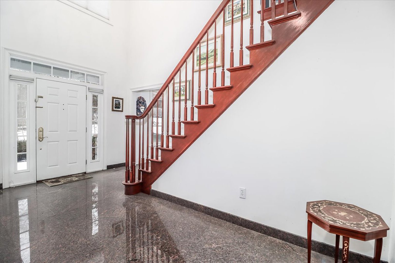 80 Maple Road Photo 9