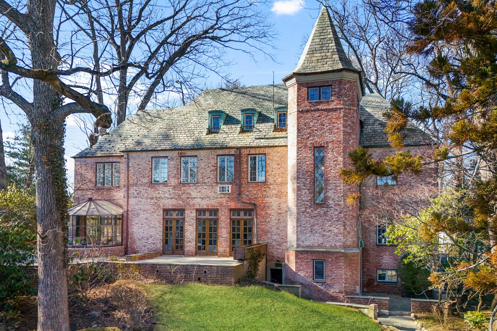 60 Wildwood Road Photo 2