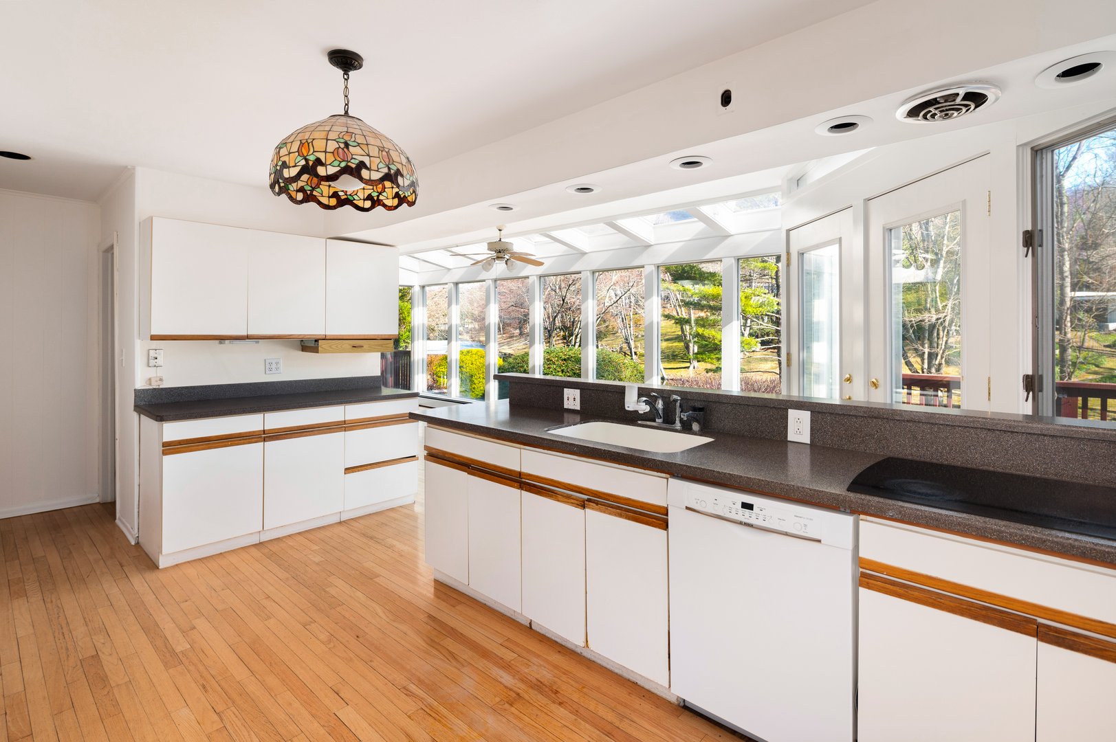 223 Red Fox Road Photo 8