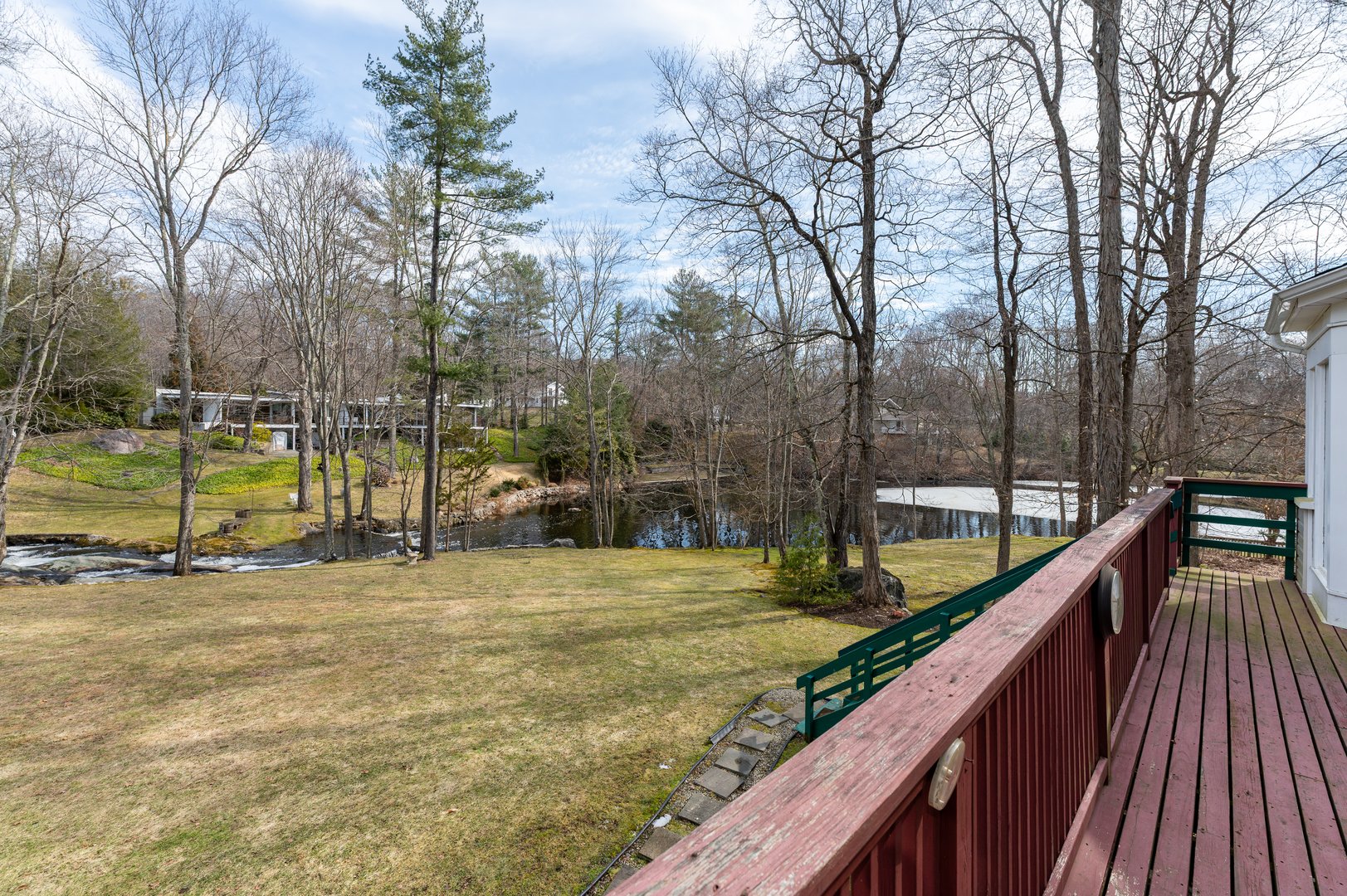 223 Red Fox Road Photo 24