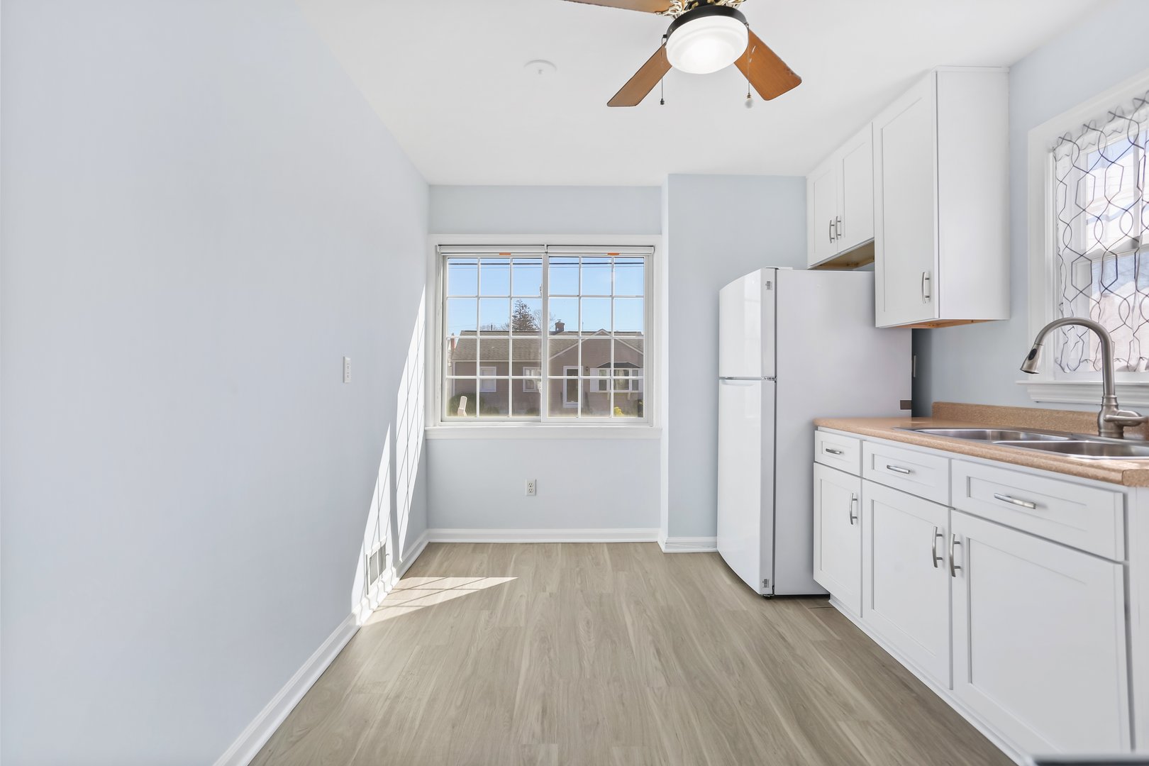 80 Holcomb Street Photo 11