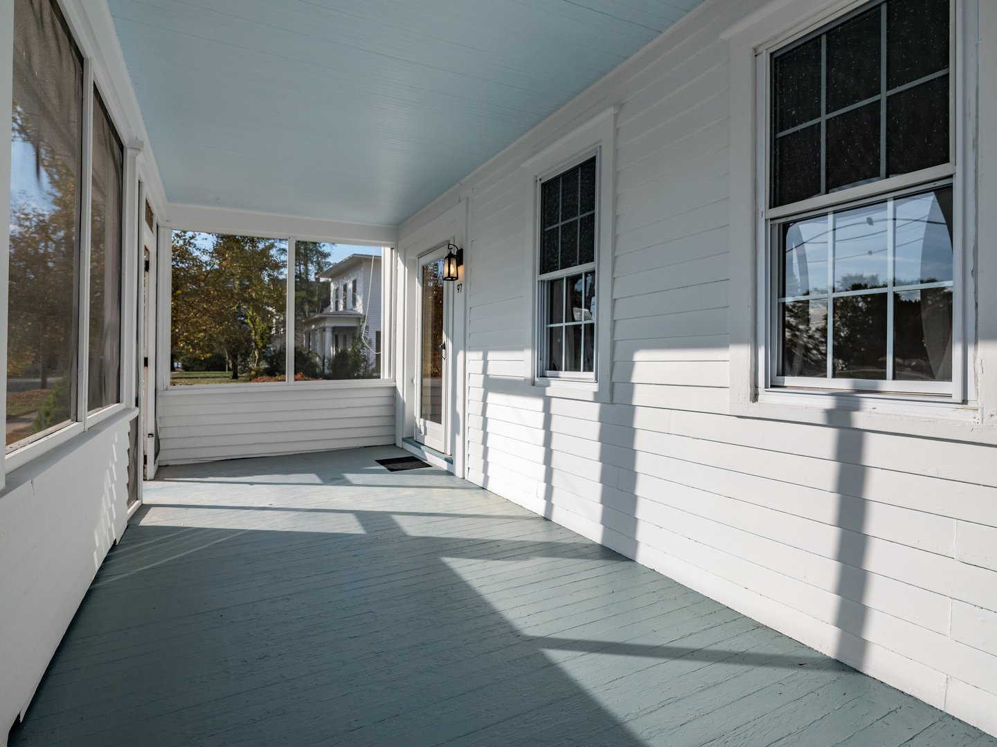 97 Commerce Street Photo 5