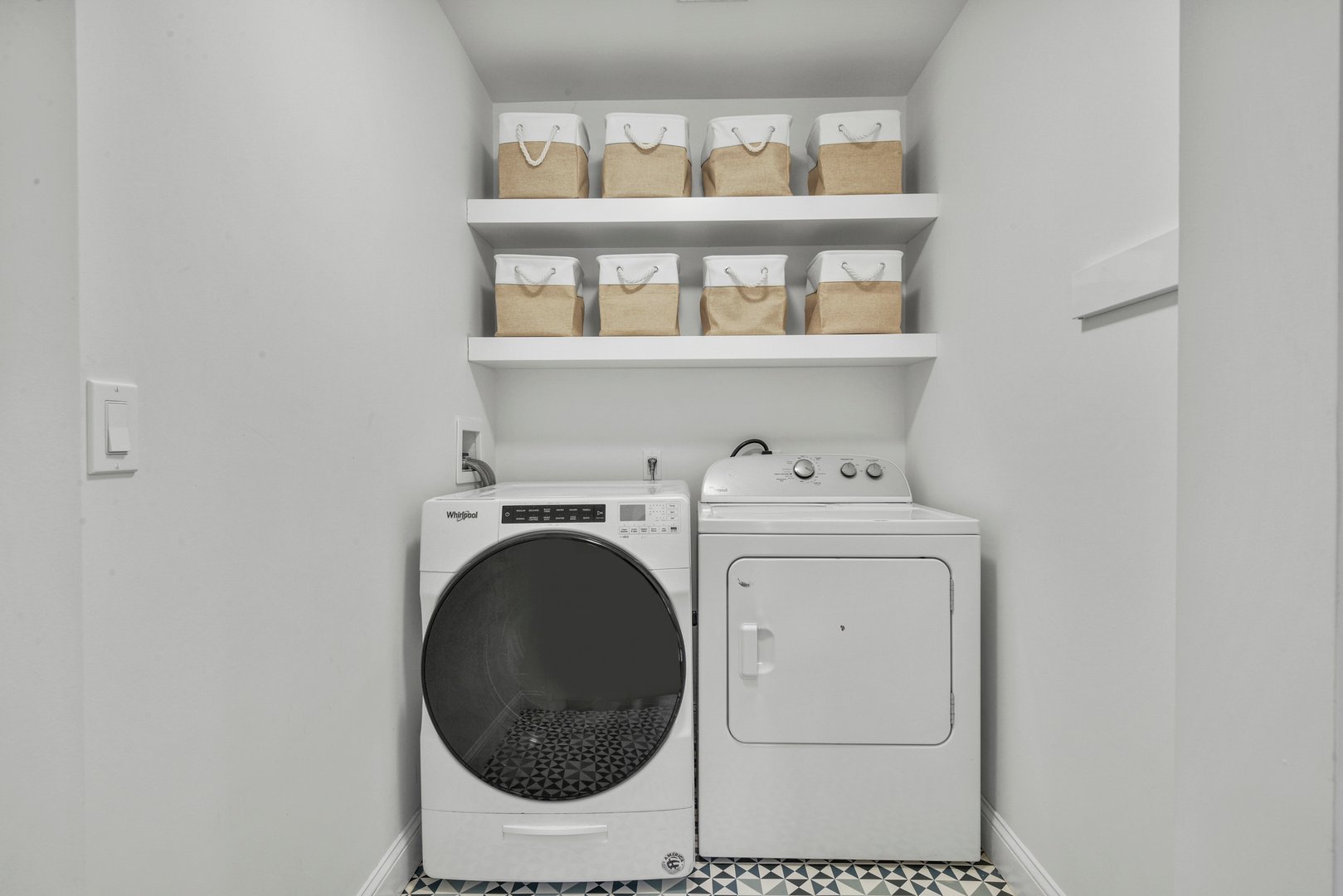 1054 Clay Avenue Photo 27