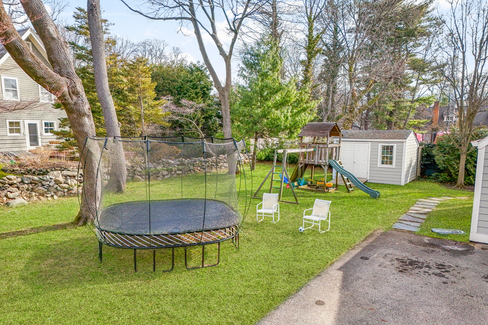 1054 Clay Avenue Photo 32