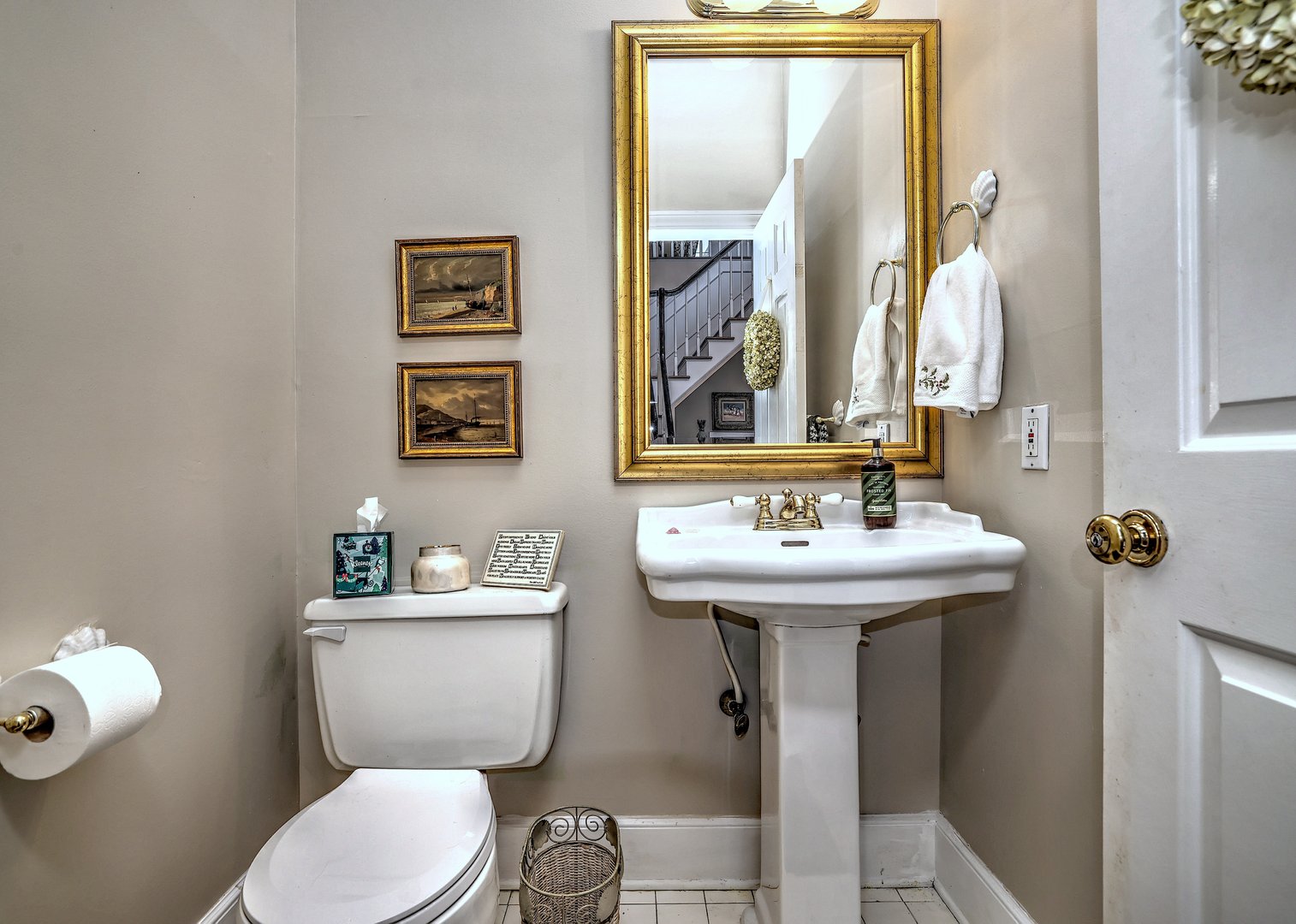 152 West River Street Photo 19