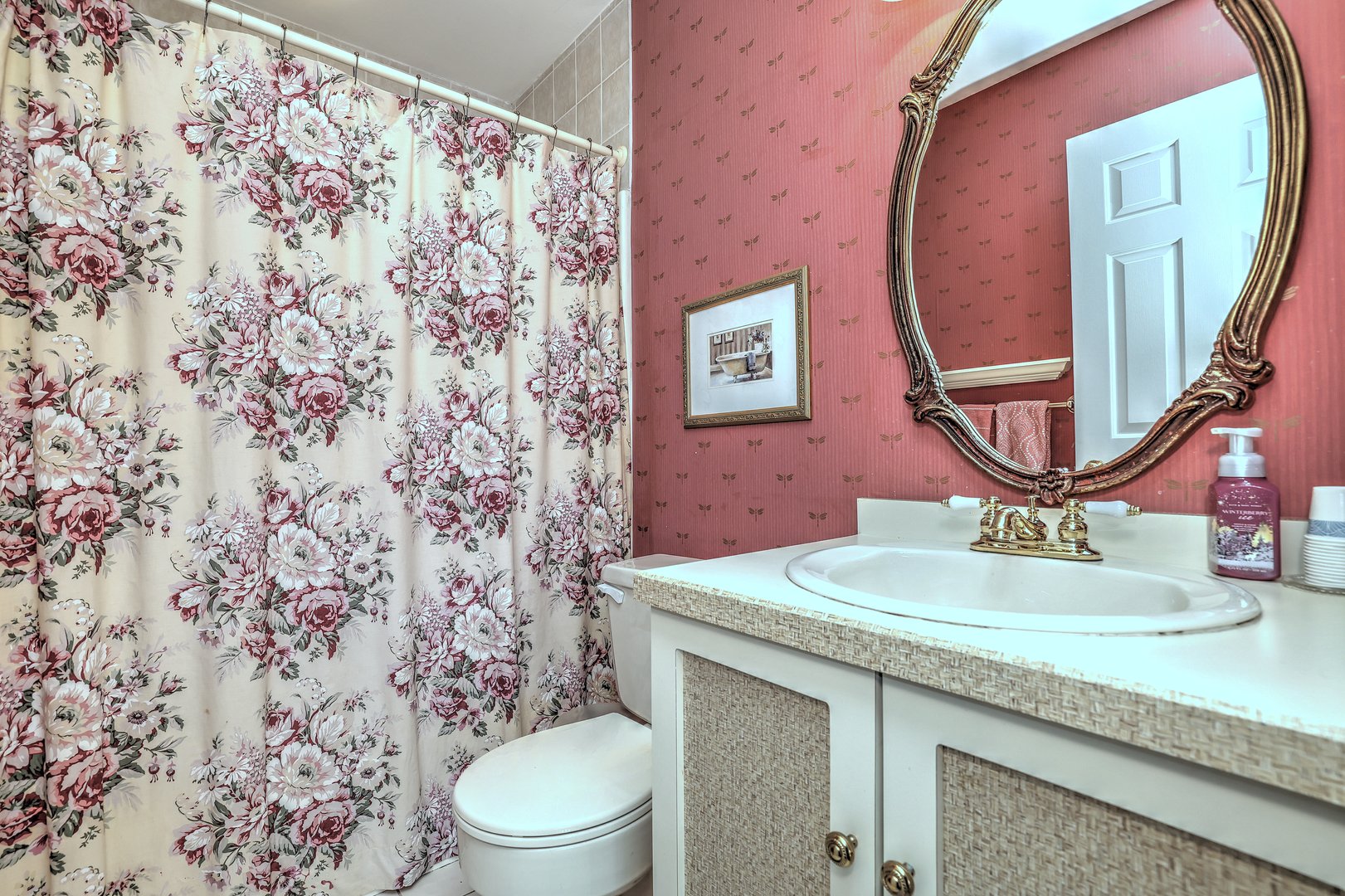 152 West River Street Photo 34