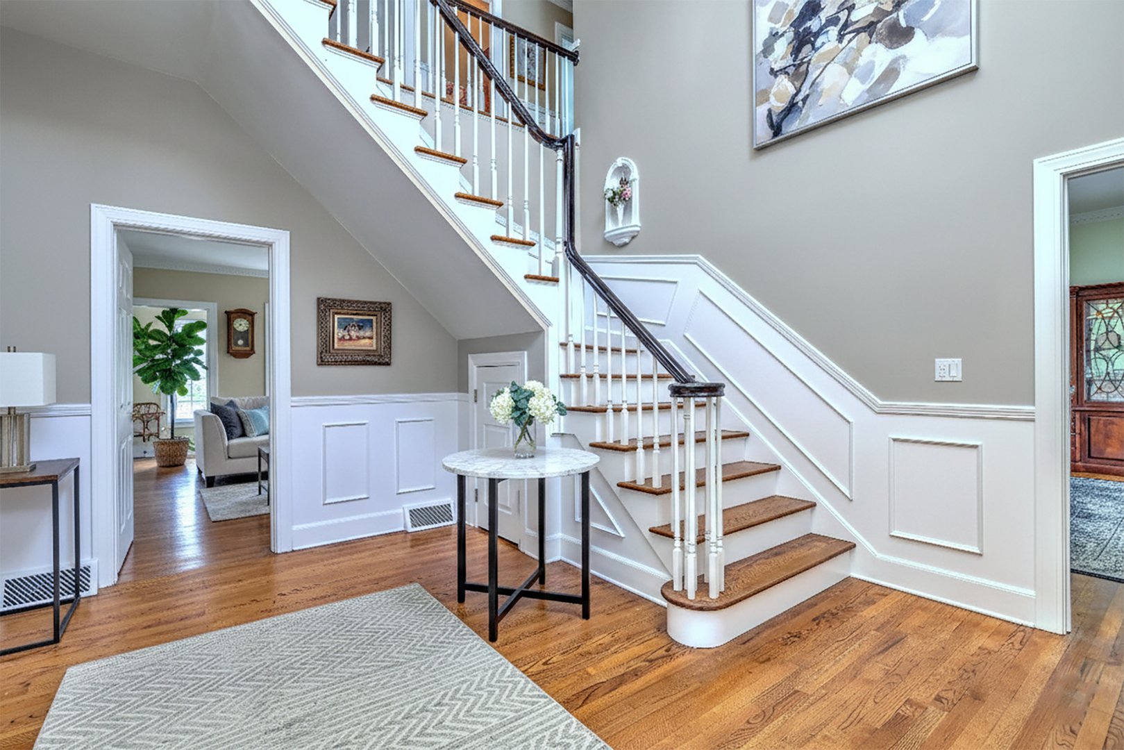 152 West River Street Photo 3