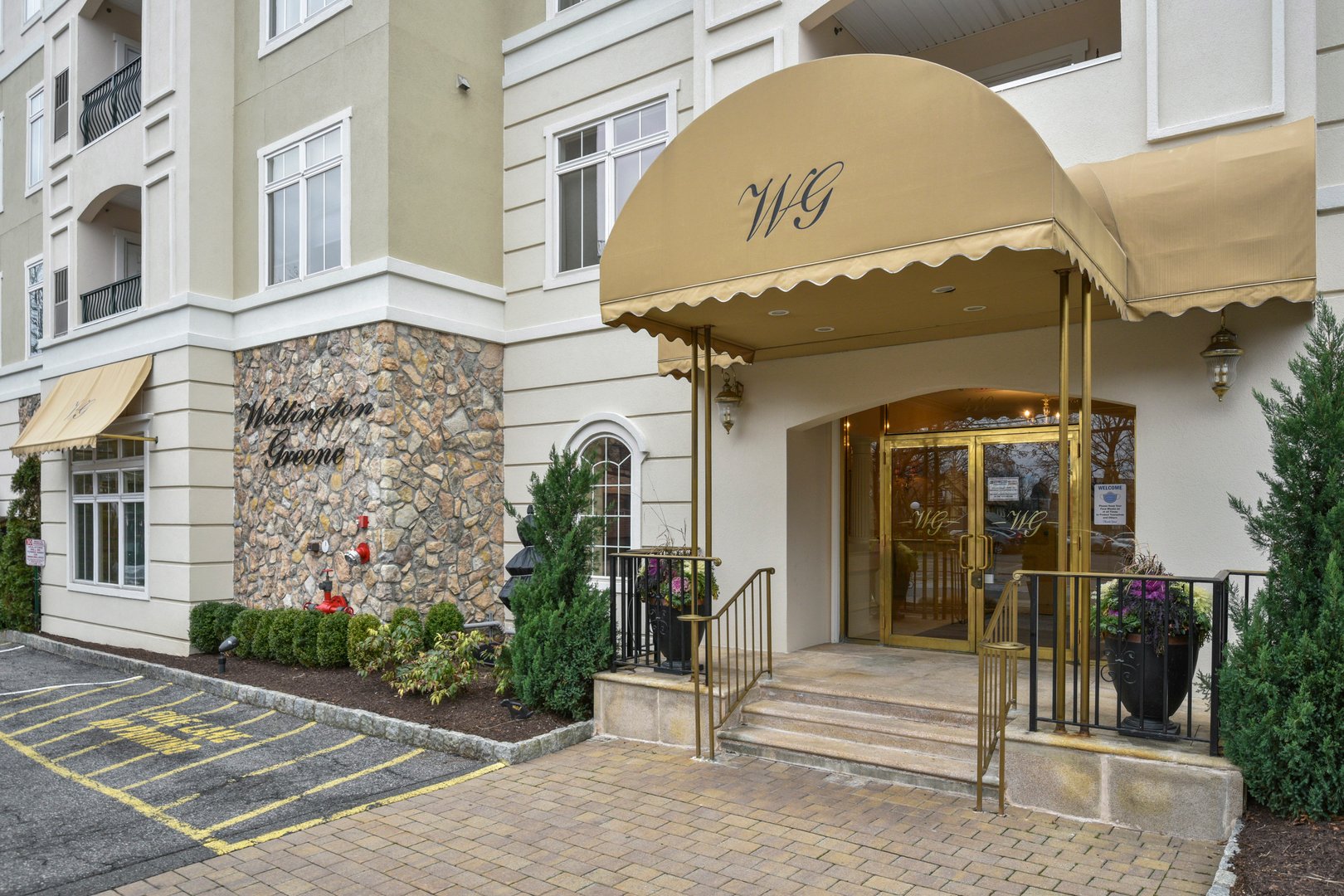 410 Westchester Avenue  #110 Photo 2