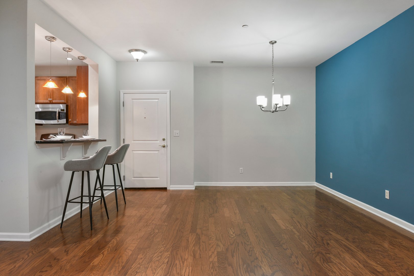 410 Westchester Avenue  #110 Photo 8