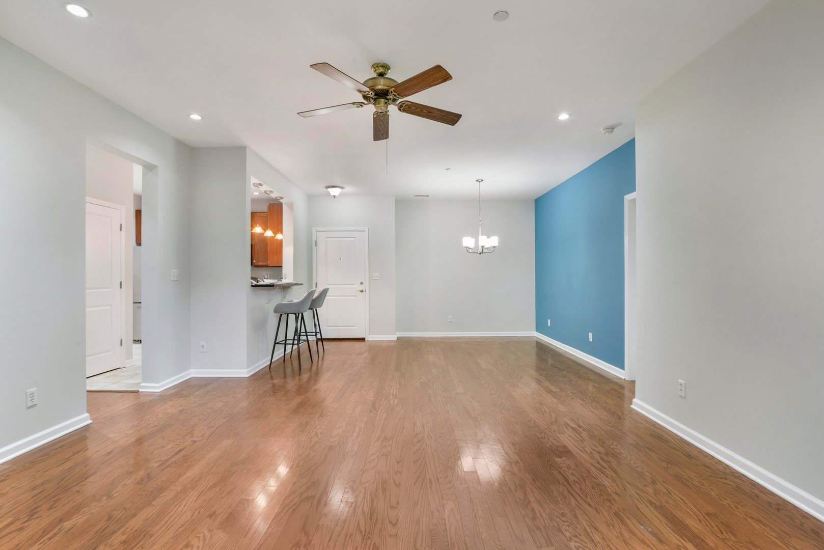 410 Westchester Avenue  #110 Photo 10