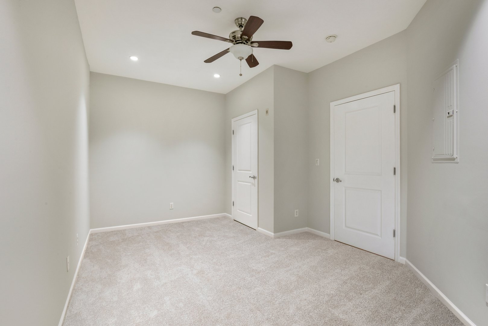 410 Westchester Avenue  #110 Photo 16