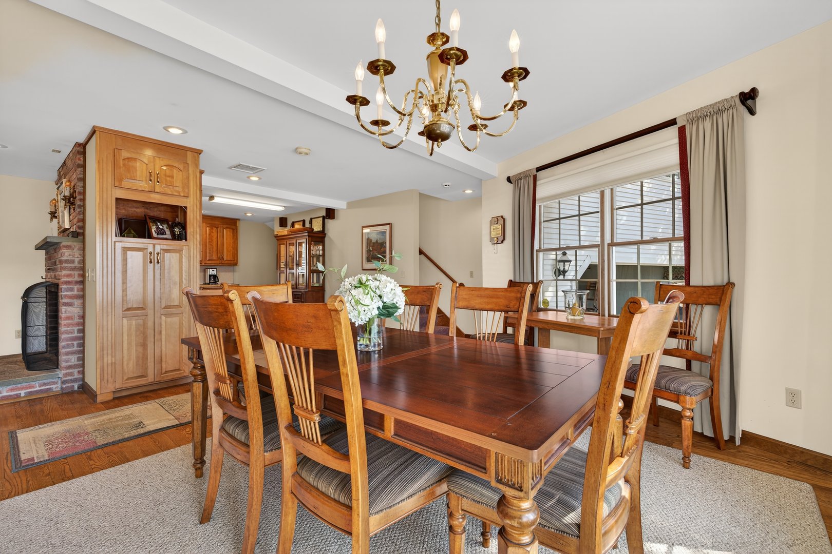 40 Holmes Street Photo 6