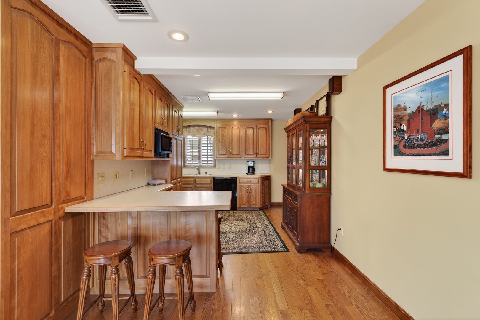 40 Holmes Street Photo 13