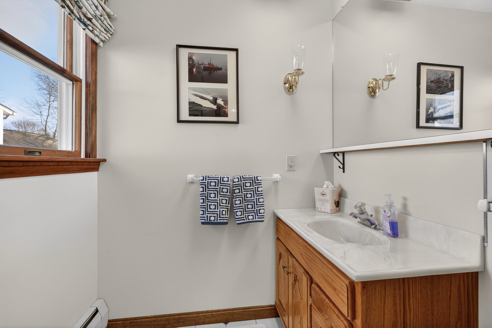 40 Holmes Street Photo 24