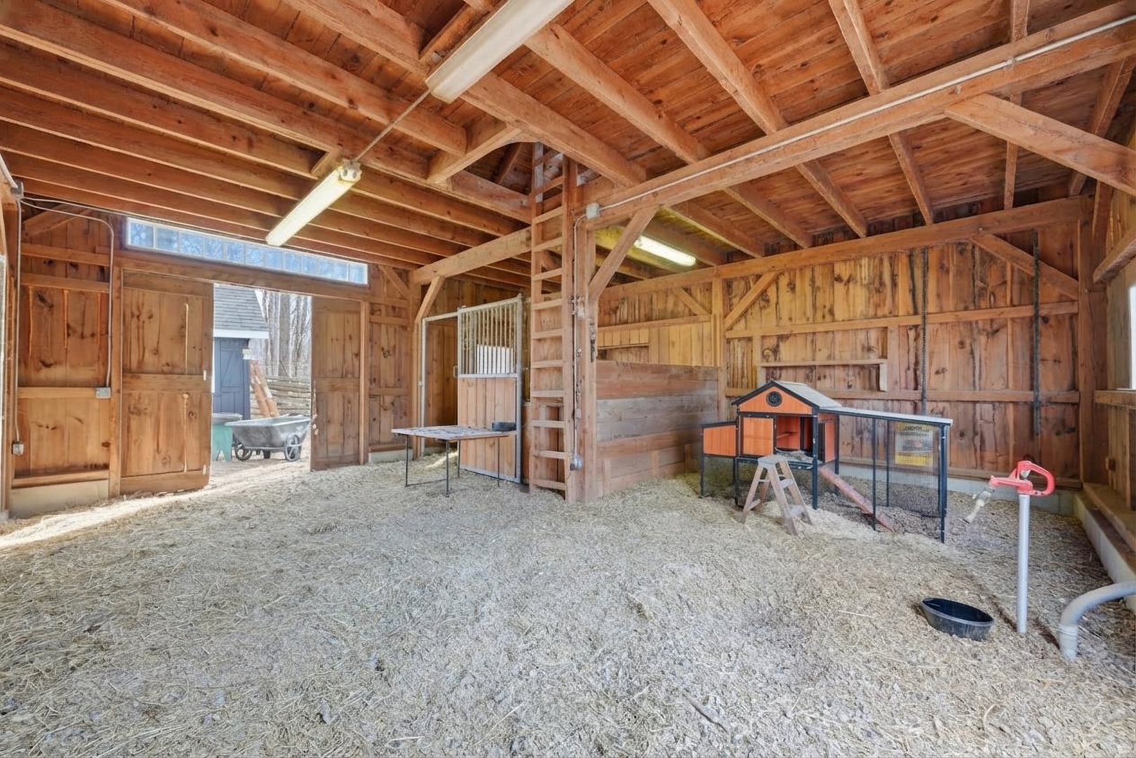 17 Colonial Drive Photo 36