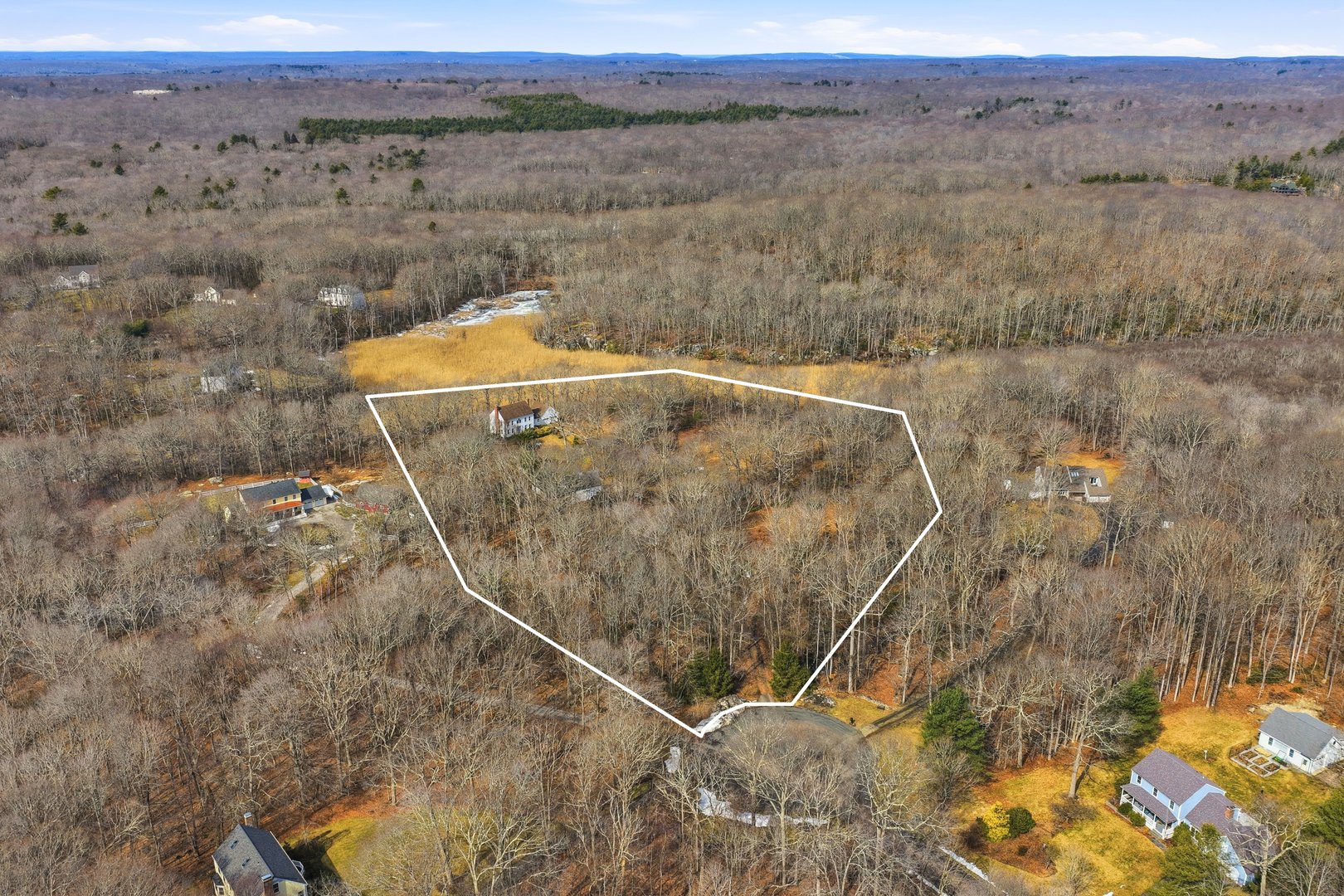 17 Colonial Drive Photo 38