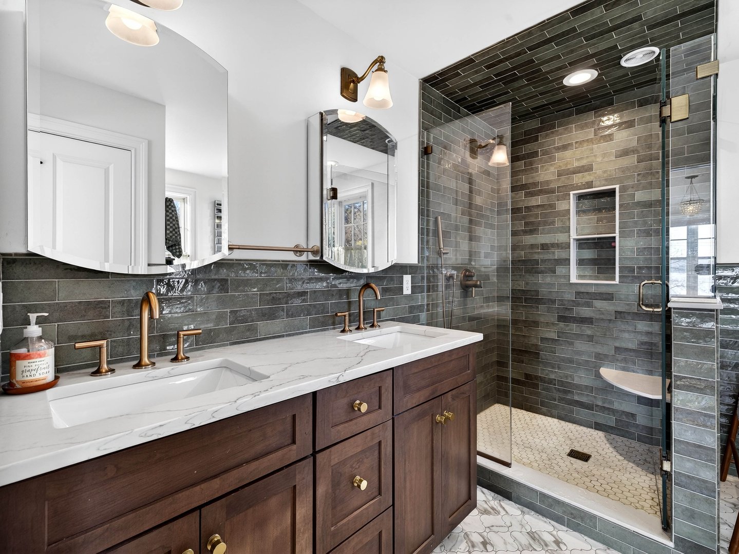 77 Masons Island Road Photo 17