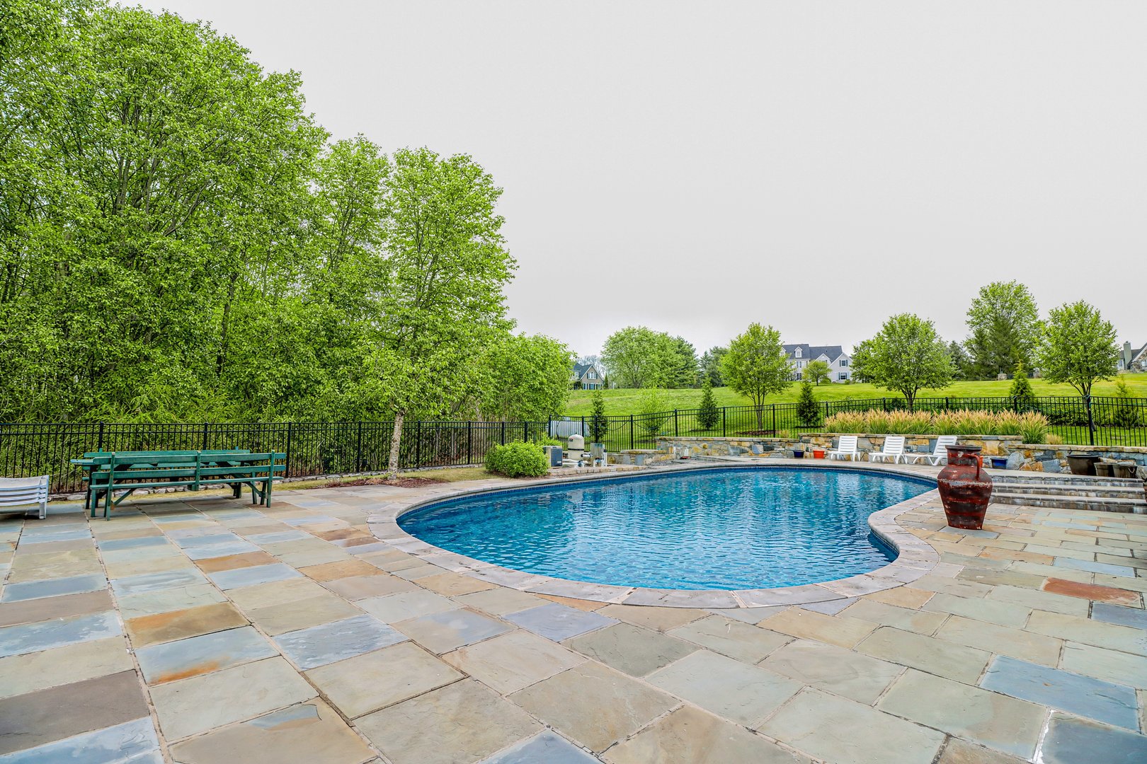 1 Meadow Ridge Drive Photo 2