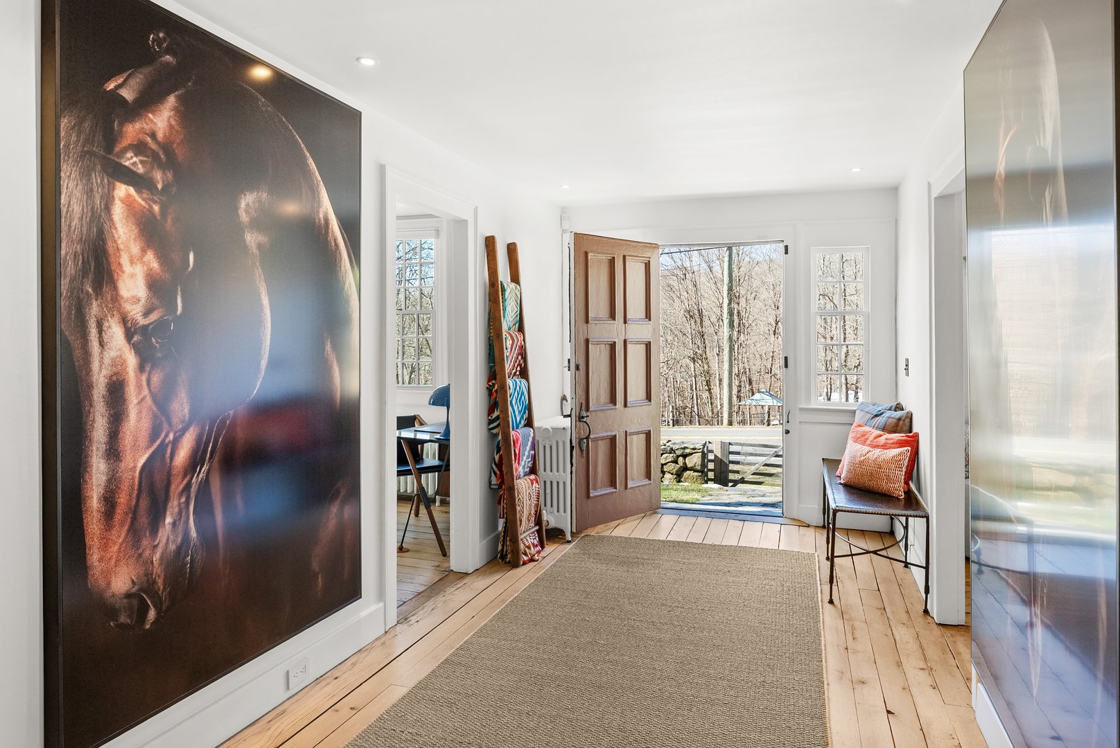 382 Weekeepeemee Road Photo 3