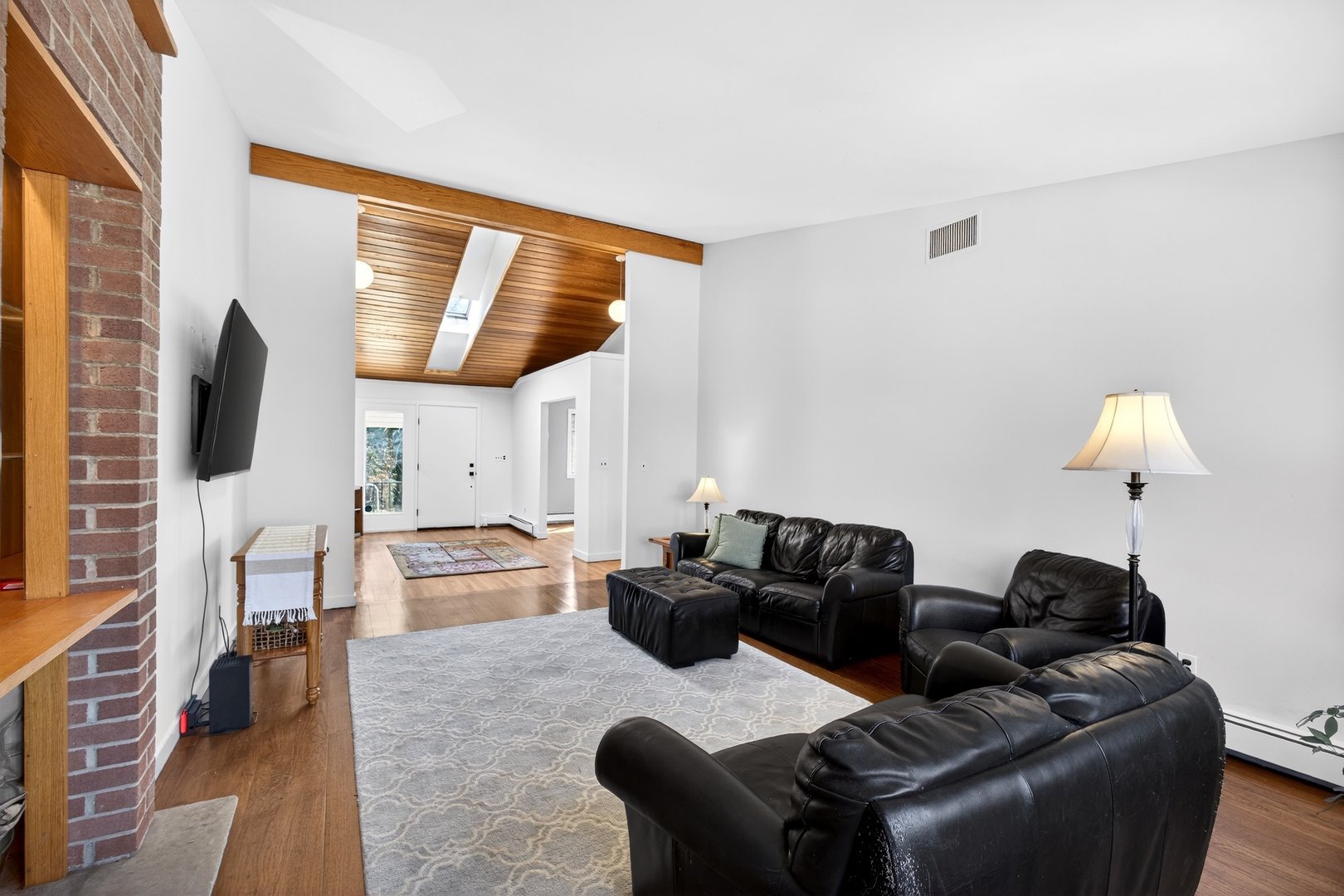 80 Ridgeview Drive Photo 4