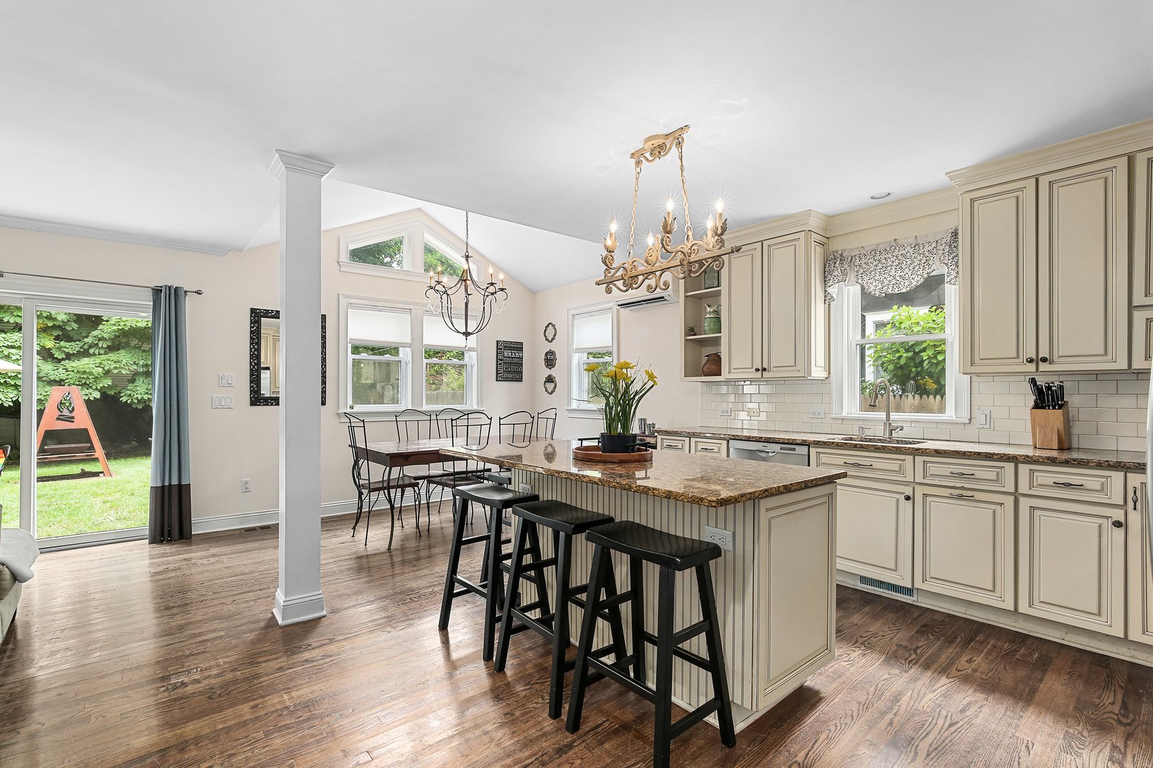 8 Goldwin Street Photo 4