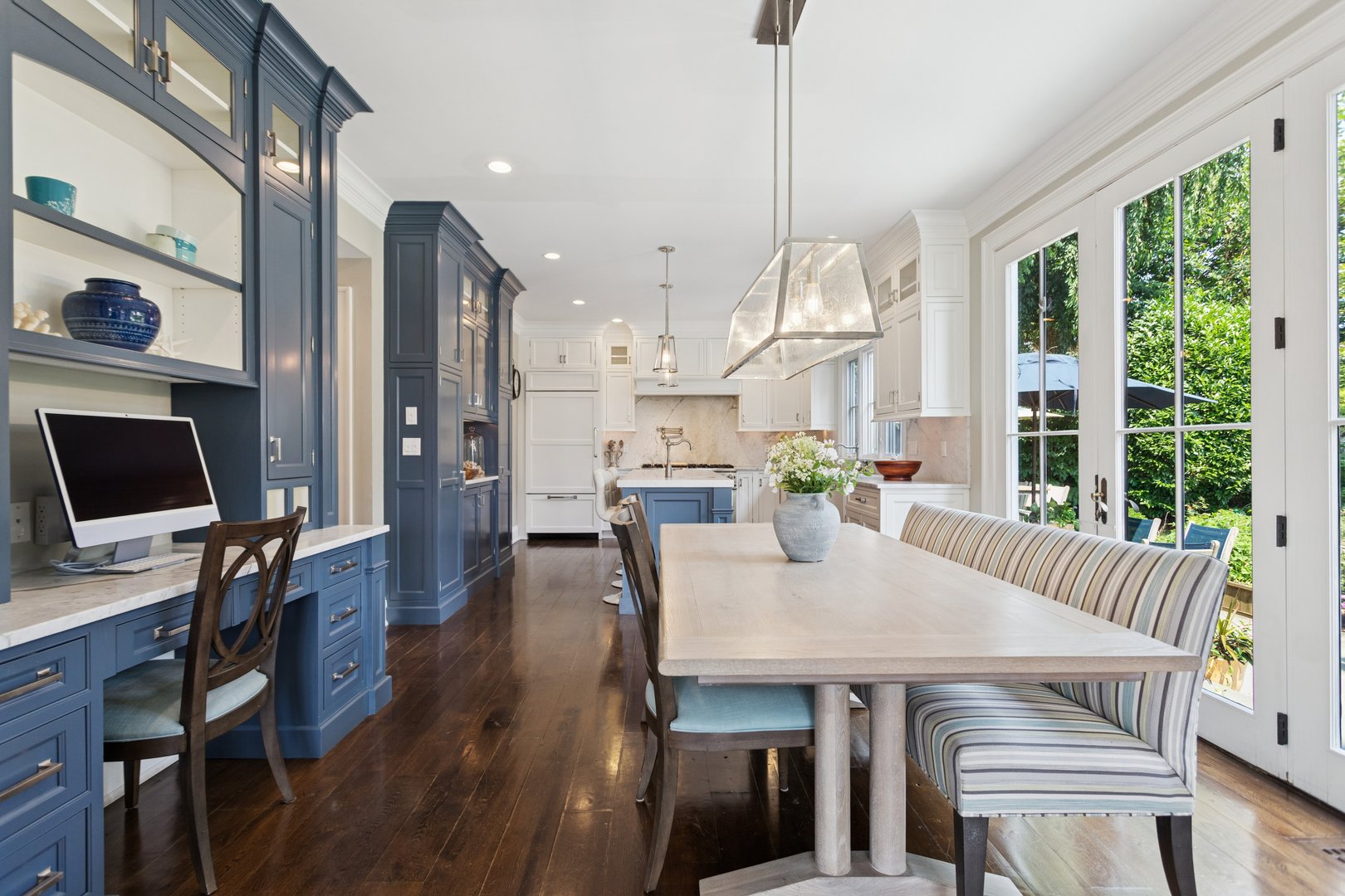 11 Edgewater Hillside Photo 13