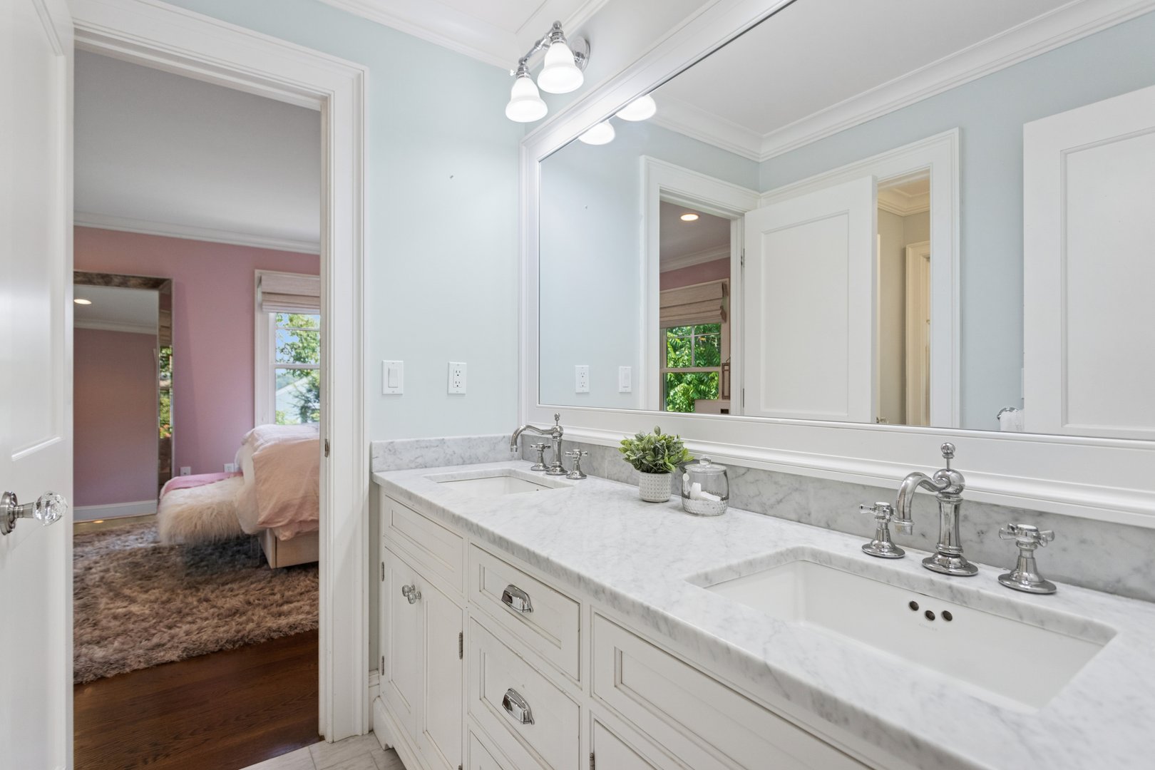 11 Edgewater Hillside Photo 24