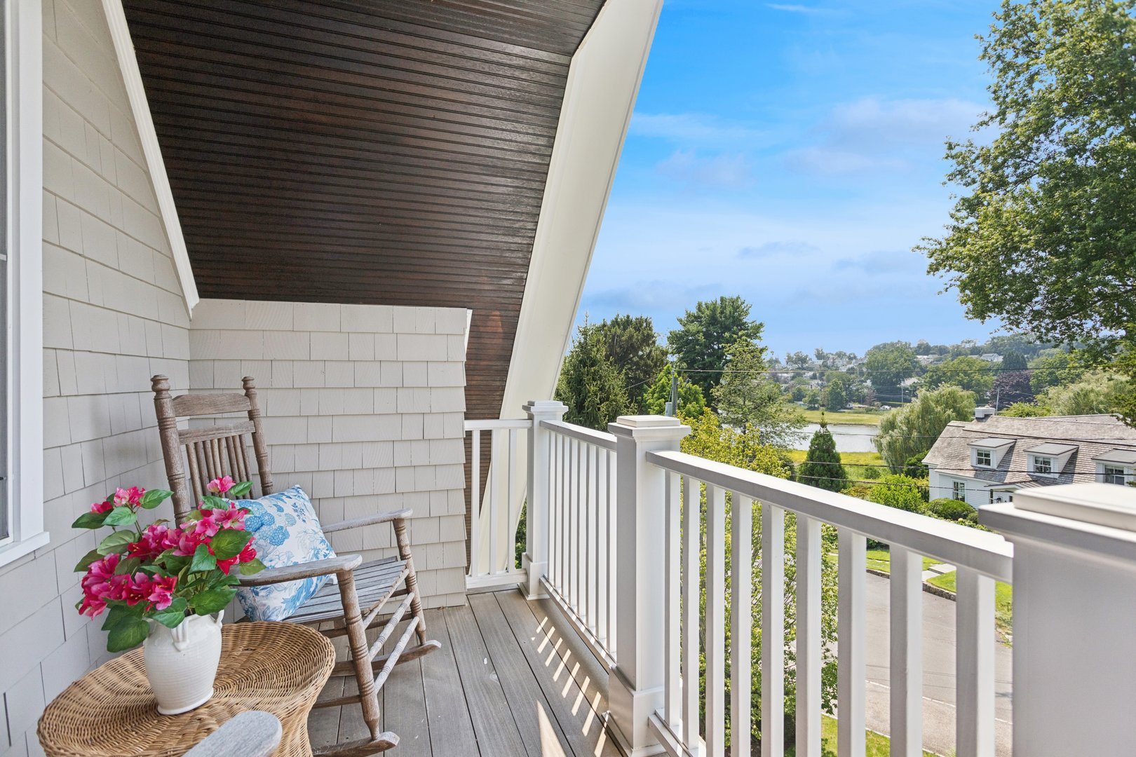 11 Edgewater Hillside Photo 27