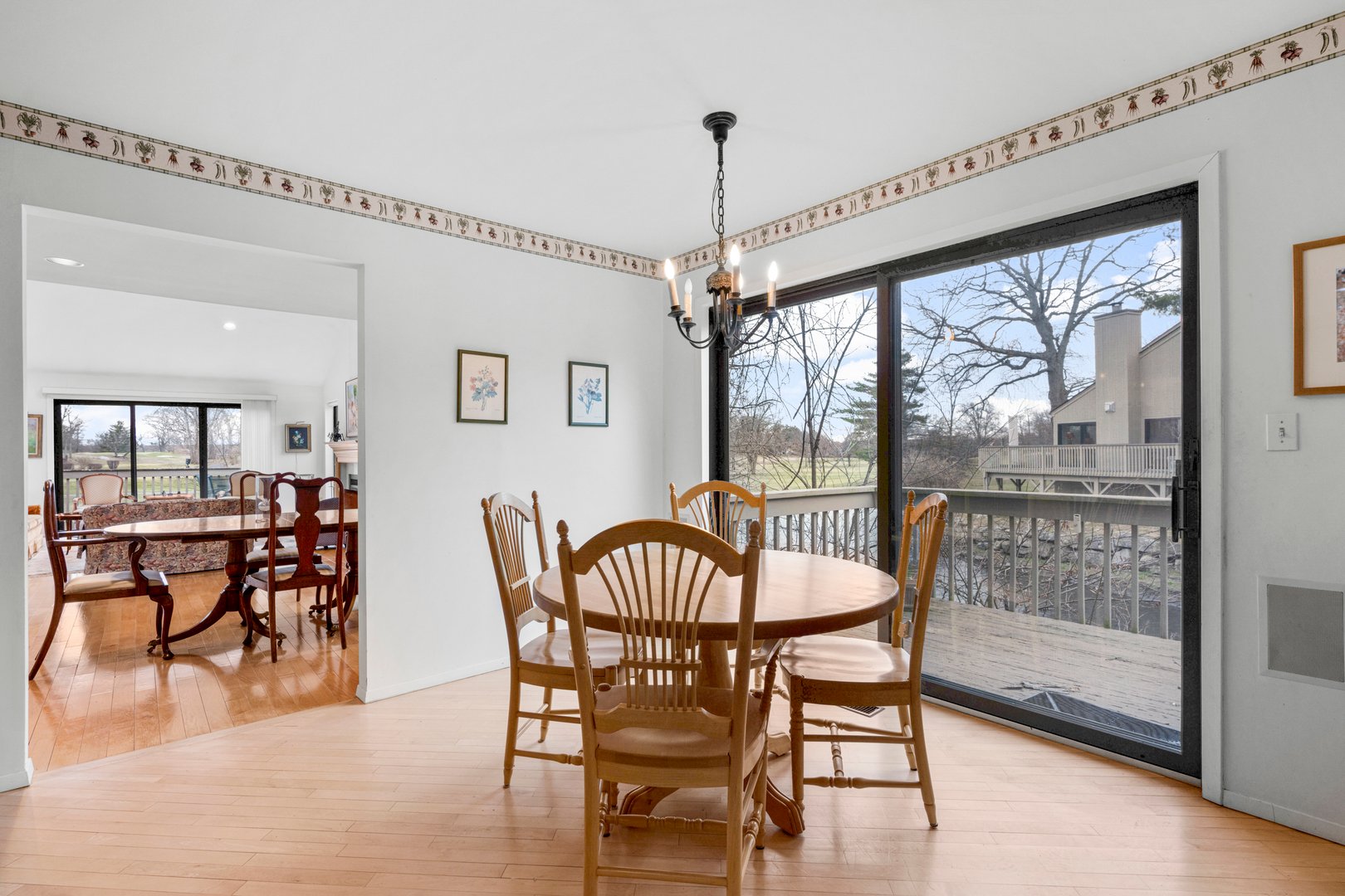 601 Fairway Green Photo 19