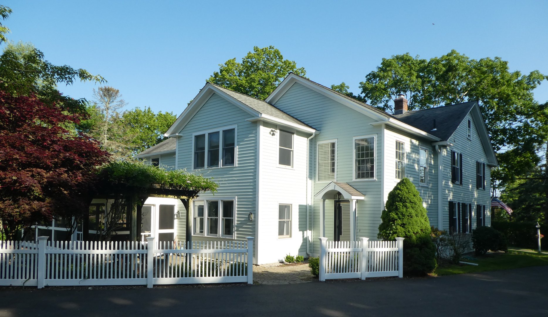 395 Boston Post Road Photo 1