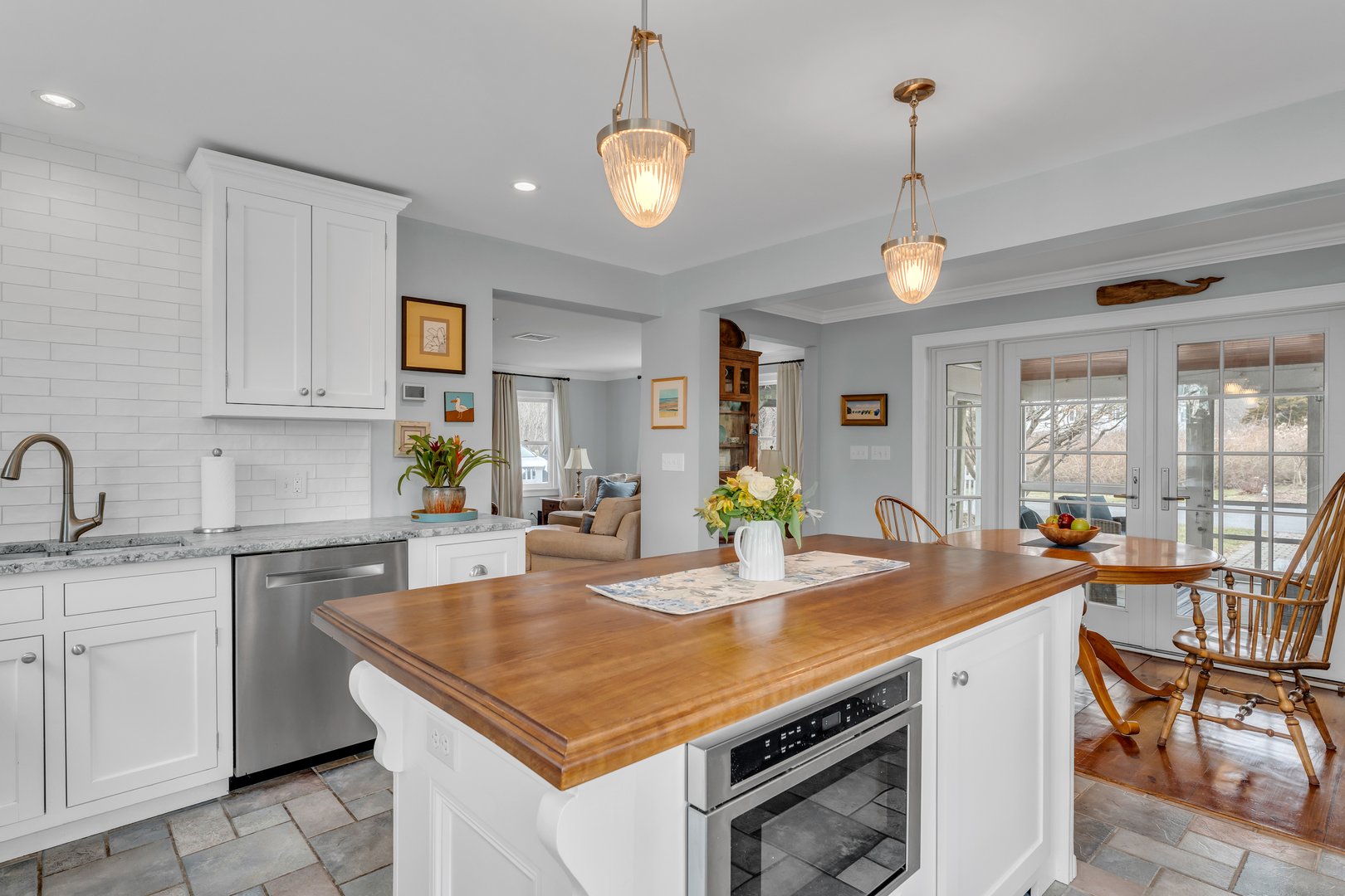 395 Boston Post Road Photo 19