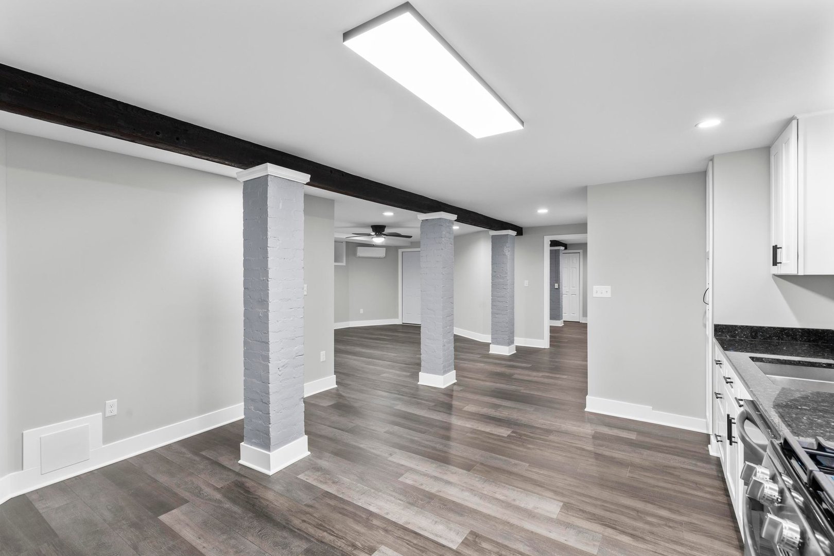 548 Ferry Street Photo 4