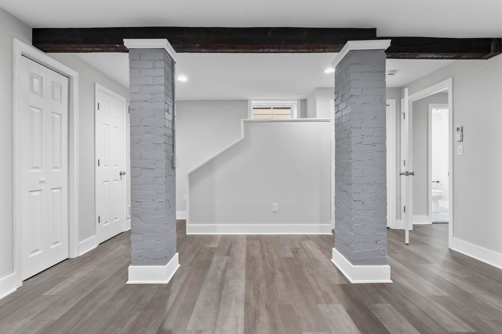 548 Ferry Street Photo 14