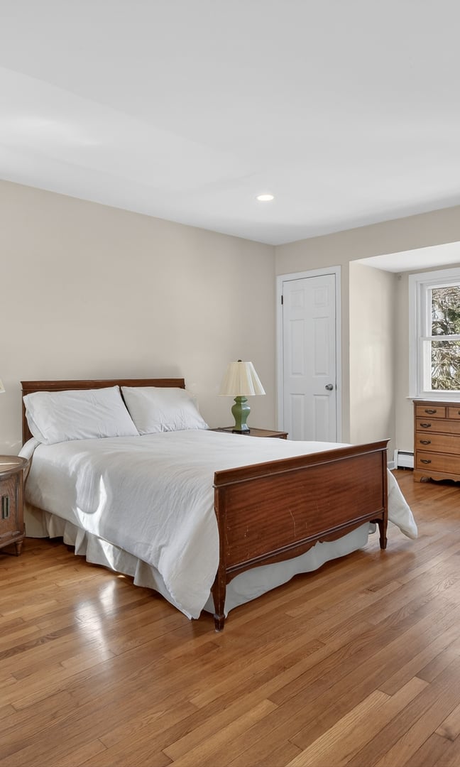 82 Taxter Road Photo 19