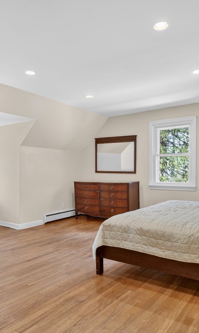 82 Taxter Road Photo 23